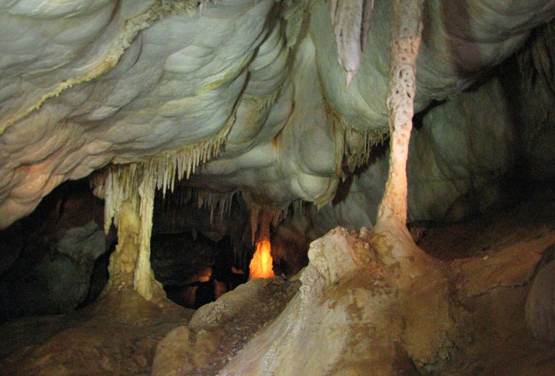 غار میرزا رفسنجان کرمان